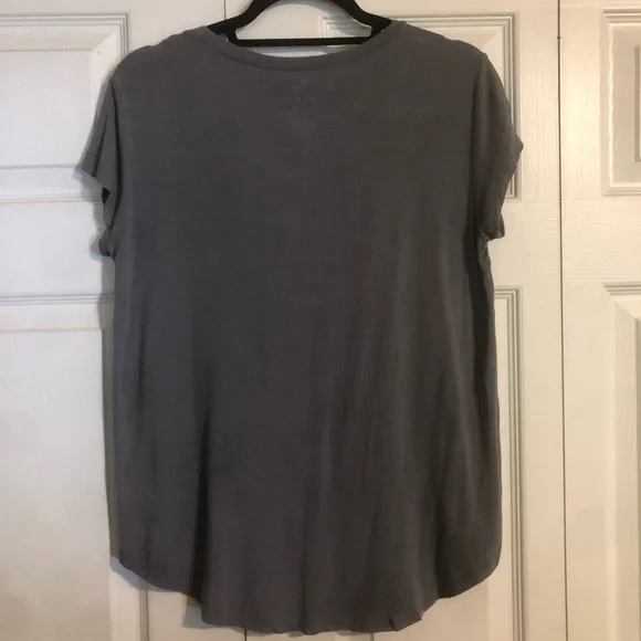 AMERICAN EAGLE Small Gray V-Neck Embroidered Soft & Sexy Short Sleeve T-Shirt - Picture 3 of 7